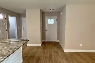 205 Sutton Dr, Perry, GA 31069 - Photo 3