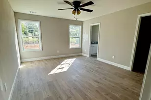 215 Sutton Dr, Perry, GA 31069 - Photo 5