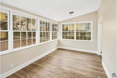 987 Highland Terrace, Macon, GA 31201 - Photo 9