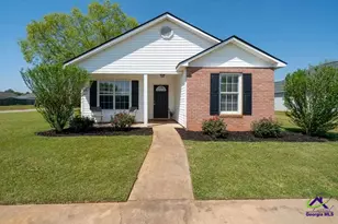 100 Strawbridge Ln, Bonaire, GA 31005 - Photo 1