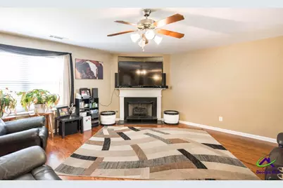 212 Burr Drive, Warner Robins, GA 31008 - Photo 9