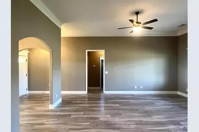 211 Ledford Way, Bonaire, GA 31005 - Photo 5