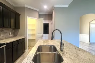 211 Ledford Way, Bonaire, GA 31005 - Photo 9