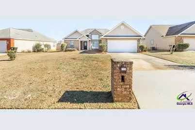 113 Cedarland, Warner Robins, GA 31088 - Photo 3