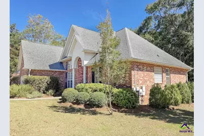 204 Quinelle Drive, Perry, GA 31069 - Photo 3