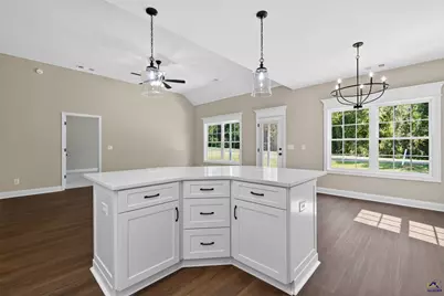 130 Fairway Oaks Drive, Perry, GA 31069 - Photo 17