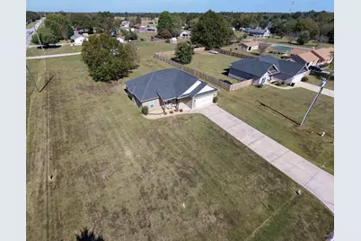 108 Summit Dr, Byron, GA 31008 - Photo 3