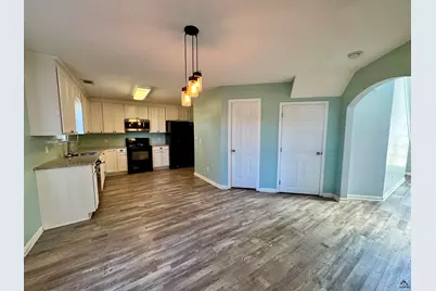 317 Timberwind Drive, Warner Robins, GA 31008 - Photo 9