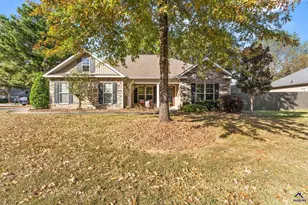 411 Amherst St, Kathleen, GA 31047 - Photo 1