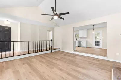 102 Collins Court, Macon, GA 31216 - Photo 13