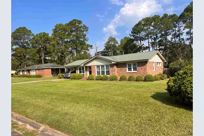 511 E 25th Avenue, Cordele, GA 31015 - Photo 1