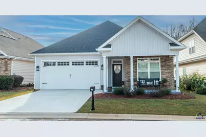 156 Fairway Oaks Dr, Perry, GA 31069 - Photo 1