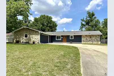 107 Sonny Drive, Warner Robins, GA 31093 - Photo 1