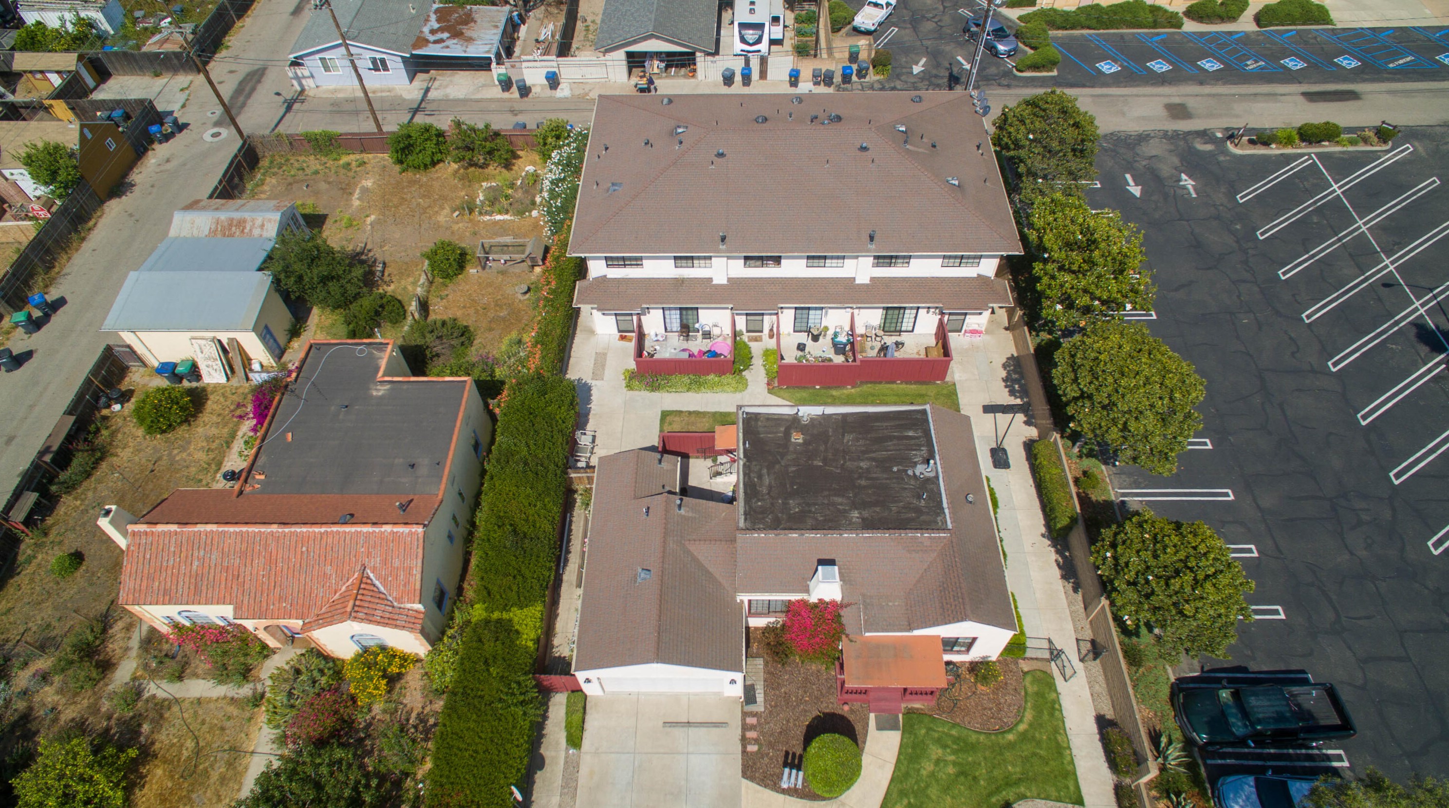 121 N St, Lompoc CA  93436-6624 exterior