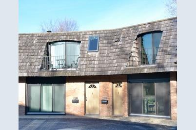 463 West Russell Street #A, Barrington, IL 60010 - Photo 1