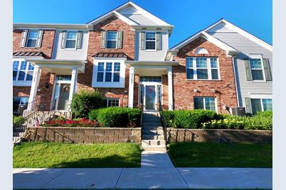 3103 Redbud Drive, Lindenhurst, IL 60046 - Photo 1