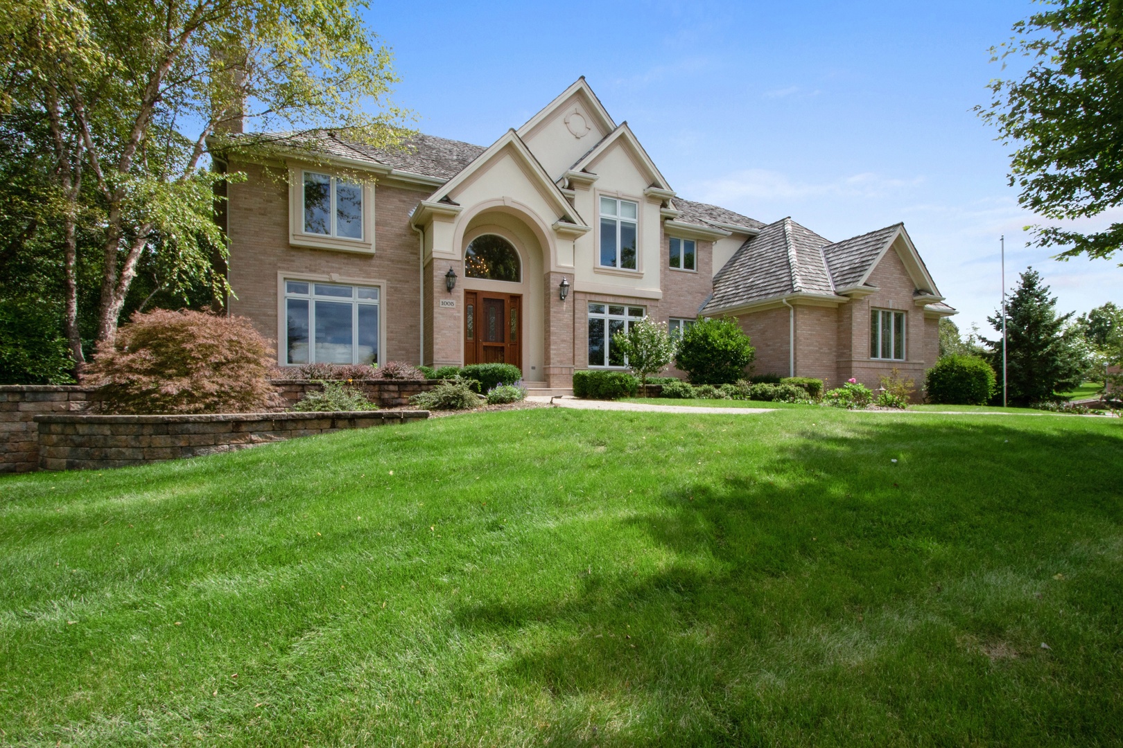 1005 Glencrest Dr, Inverness, IL 60010 MLS 10079655 Coldwell Banker