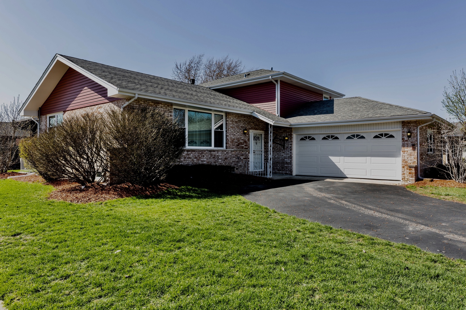 17164 Vollbrecht Rd, South Holland, IL 60473 MLS 10348493 Coldwell