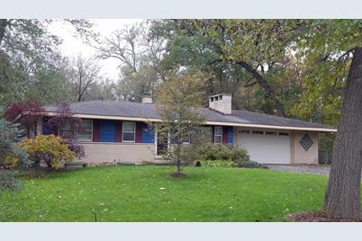 1711 Nish Rd Crystal Lake Il 60012 Mls 10391882 Coldwell Banker