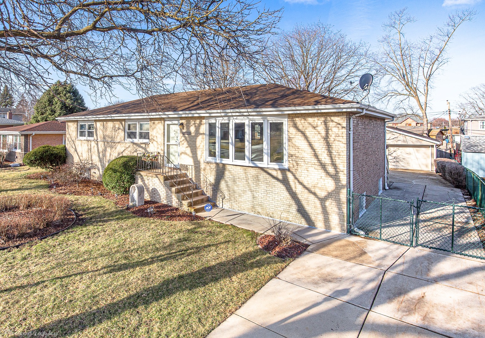 10362 S 81st Ave, Palos Hills, IL 60465 MLS 10671606 Coldwell Banker