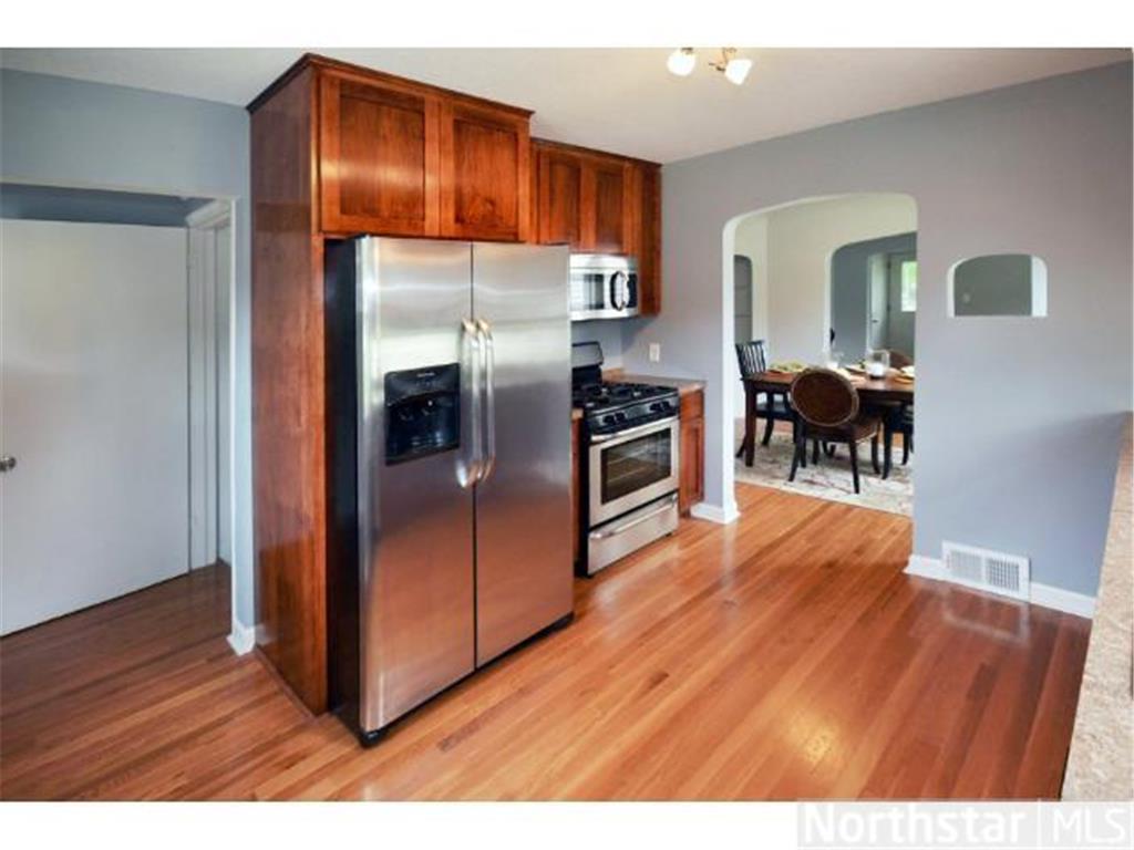 4837 Bald Eagle Ave, White Bear Lake, MN 55110 - MLS 4384709 - Coldwell