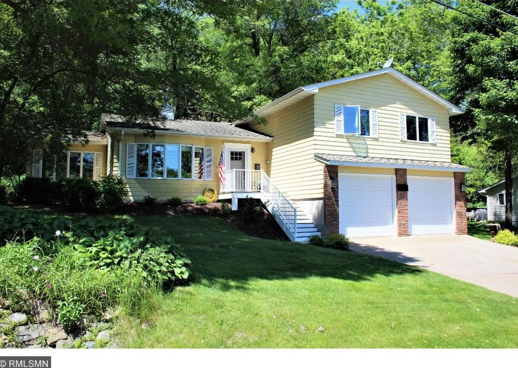 439 5th St S, Bayport, MN 55003 MLS 4837731 Coldwell Banker