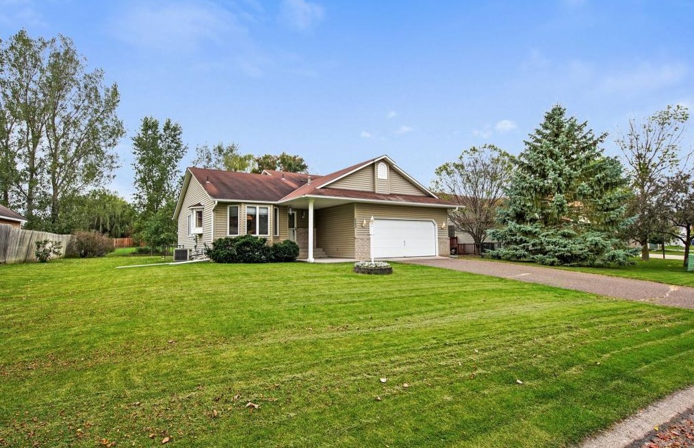 6293 36th St N, Oakdale, MN 55128 MLS 5296204 Coldwell Banker