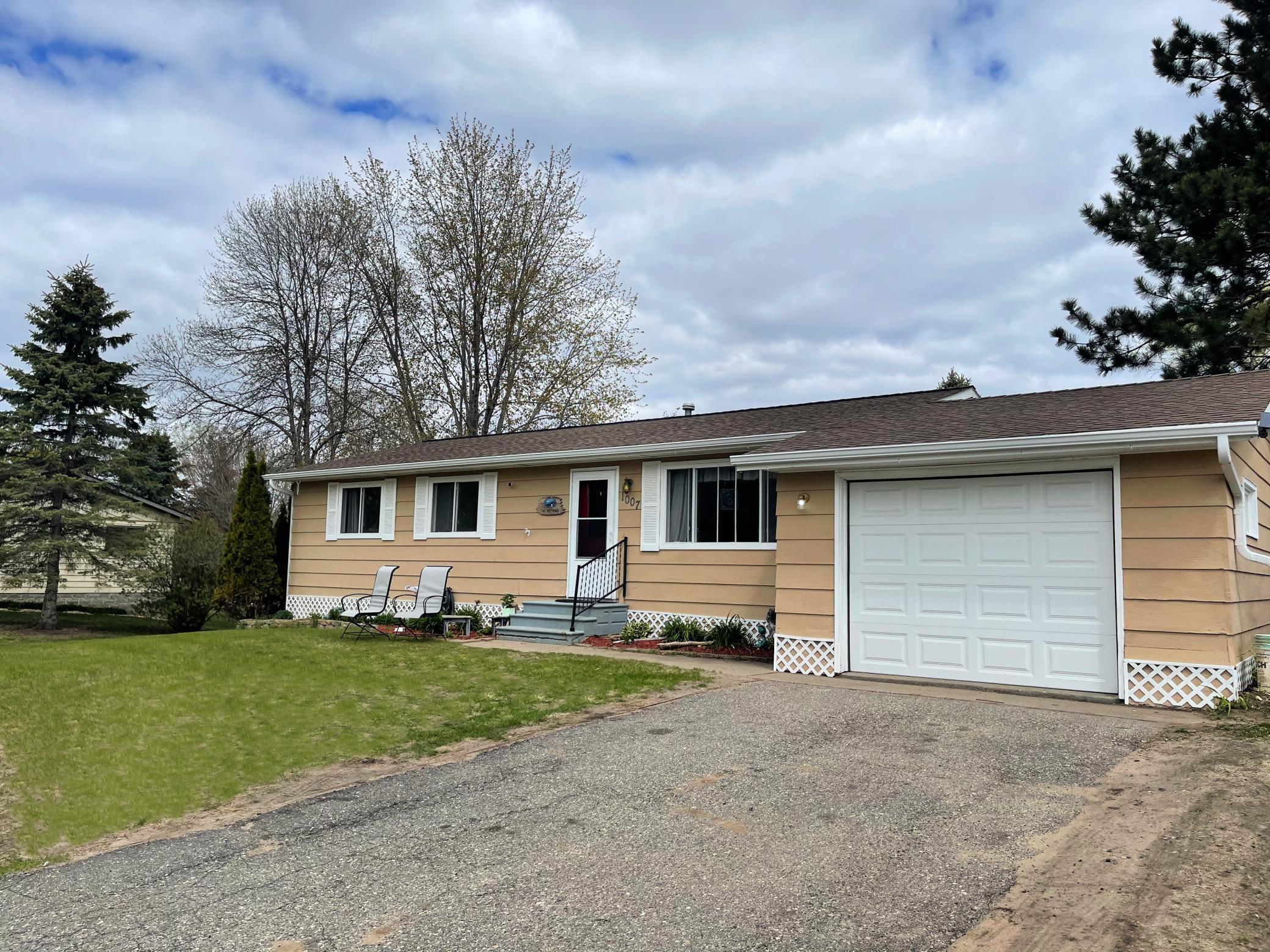 1007 3rd Ave NE, Little Falls, MN 56345 MLS 5754726 Coldwell Banker