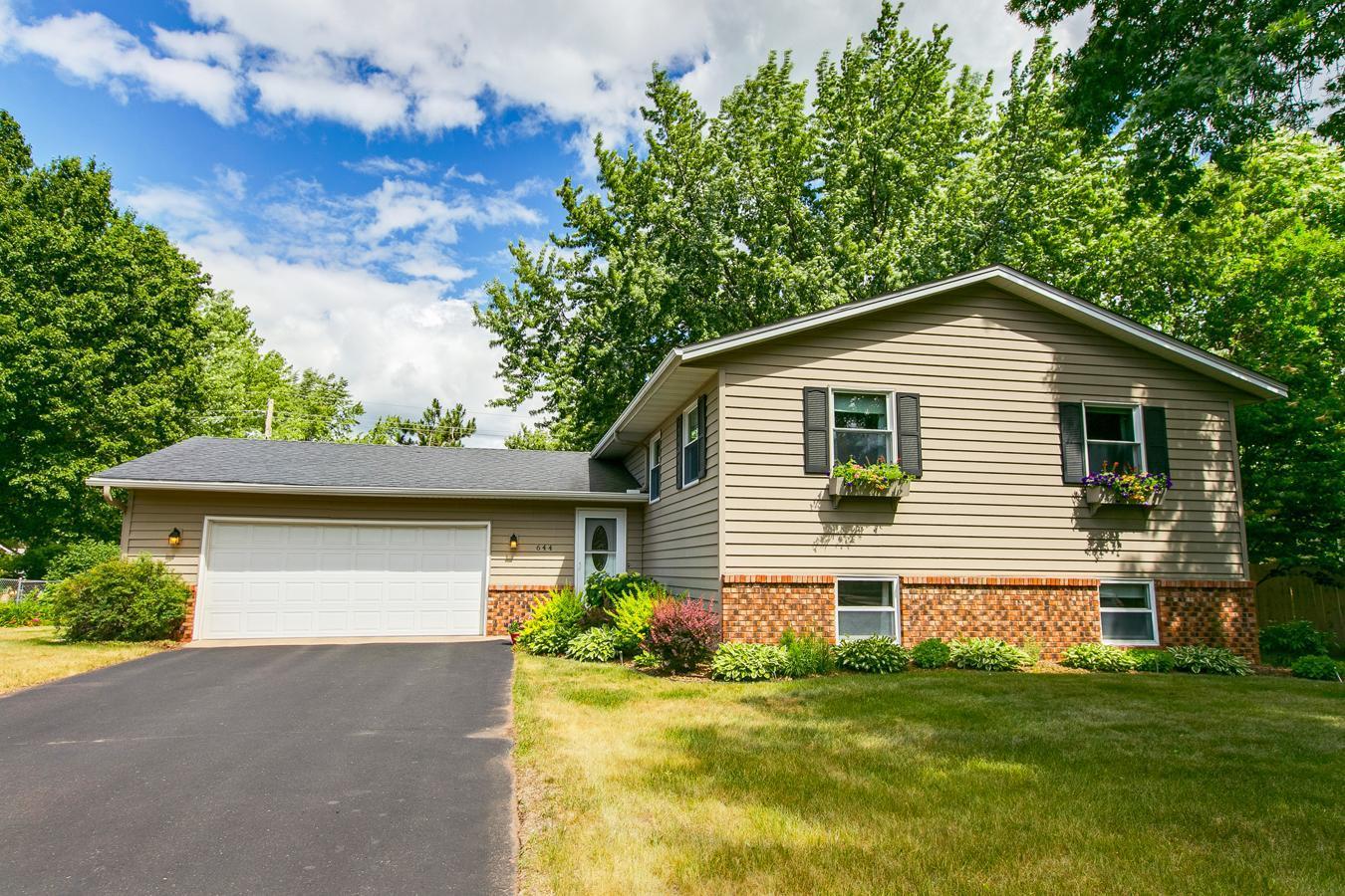 644 8th St N, North Hudson, WI 54016 MLS 6011315 Coldwell Banker