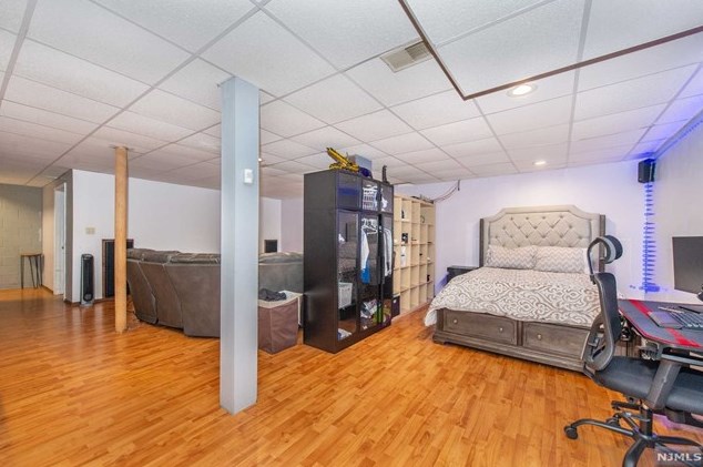 6 Ogden Ter, Kinnelon NJ 07405-1112 exterior