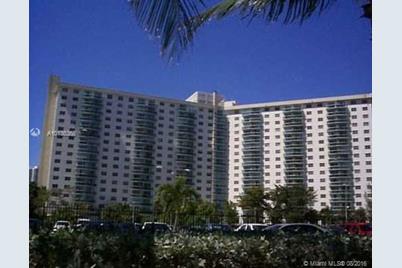 19370 Collins Av Seasonal #923, Sunny Isles Beach, FL 33160 - Photo 31