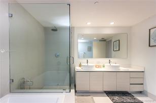 2600 E Hallandale Beach Blvd, Hallandale Beach, FL 33009 - Photo 21