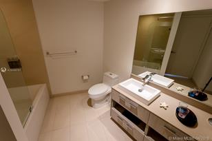 4111 S Ocean Dr, Hollywood, FL 33019 - Photo 17