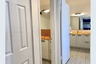 100 Lincoln Rd #1423, Miami Beach, FL 33139 - Photo 5