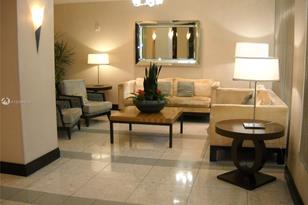 3901 S Ocean Dr, Hollywood, FL 33019 - Photo 31