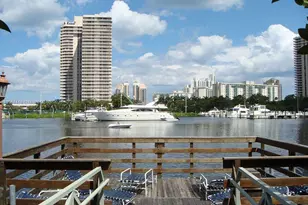 19701 E Country Club Dr, Aventura, FL 33180 - Photo 37
