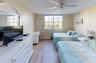 19701 E Country Club Dr, Aventura, FL 33180 - Photo 21