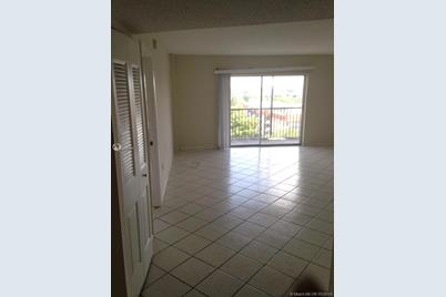 4174 Inverrary Dr #911, Lauderhill, FL 33319 - Photo 15