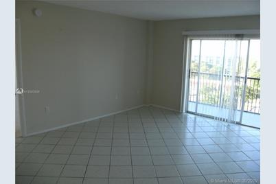 4174 Inverrary Dr #911, Lauderhill, FL 33319 - Photo 1