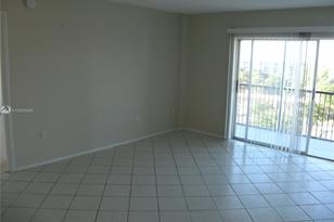 4174 Inverrary Dr, Lauderhill, FL 33319 - Photo 1