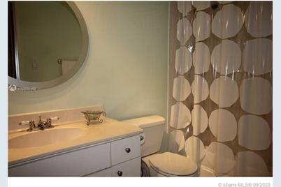 5161 Collins Av #508, Miami Beach, FL 33140 - Photo 17