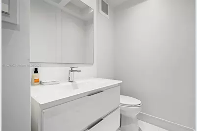 100 Lincoln Rd #PH6, Miami Beach, FL 33139 - Photo 23