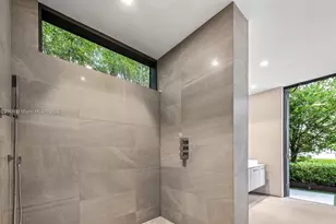 440 Mola Ave, Fort Lauderdale, FL 33301 - Photo 47