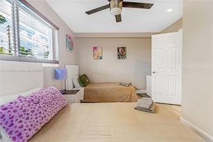 2167 NE 58th St, Fort Lauderdale, FL 33308 - Photo 21