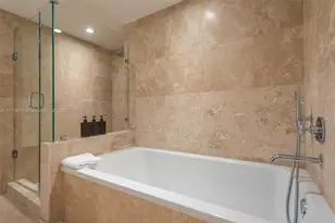 102 24th St, Miami Beach, FL 33139 - Photo 11