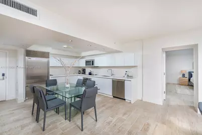 102 24th St #1019, Miami Beach, FL 33139 - Photo 5