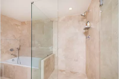 102 24th St #1019, Miami Beach, FL 33139 - Photo 11