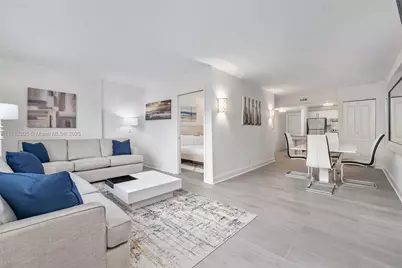 2301 Collins Ave #328, Miami Beach, FL 33139 - Photo 5