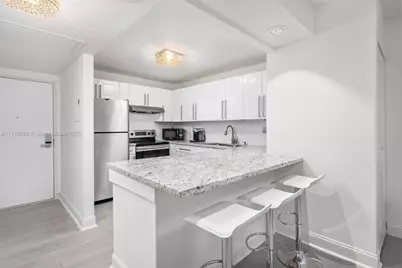 2301 Collins Ave #328, Miami Beach, FL 33139 - Photo 7