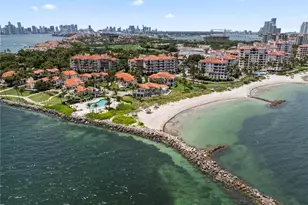19143 Fisher Island Dr, Miami Beach, FL 33109 - Photo 9